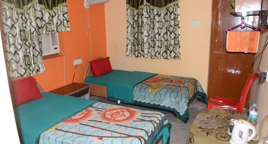KundanBazar Guest House, Bodhgaya 5